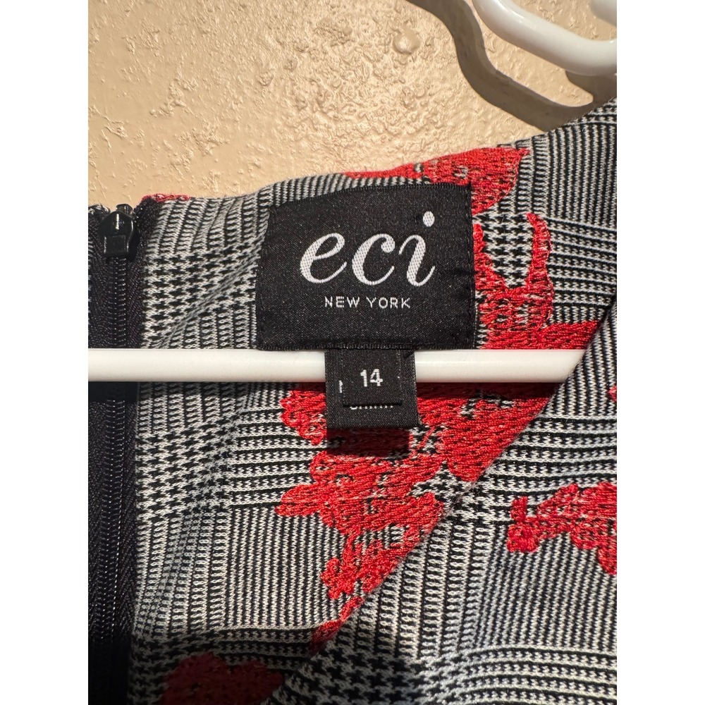 New with Tags ECI New York Women Grey Embroidered Sheath Dress - Picture 4 of 6